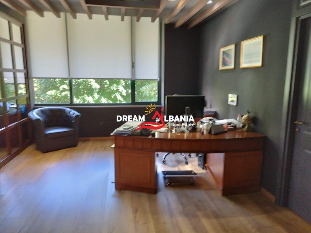 Business environment for sale on Ibrahim Rugova Street – Block (ID 4171584)