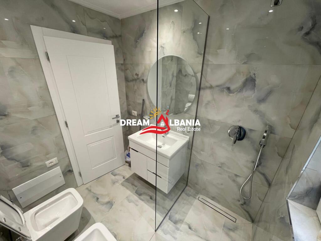 Apartament luksoz 2+1 me qera ne Rrugen “Peti”, prane Liqenit Artificial te Tiranes (ID 42215271)