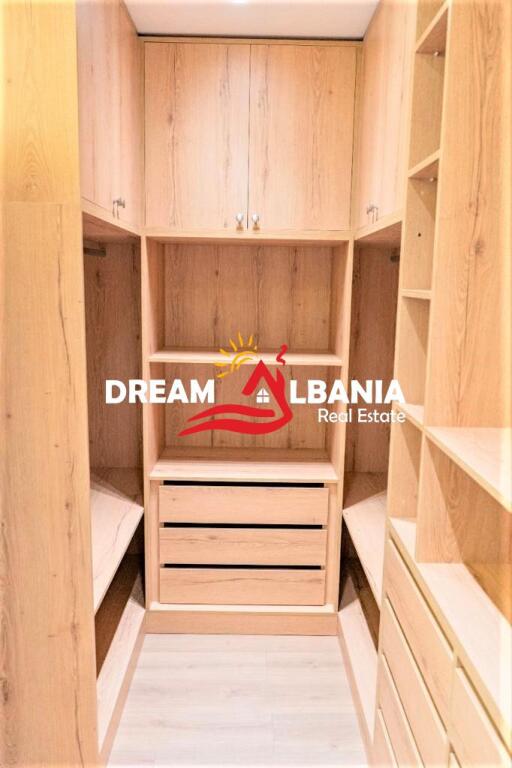Appartamento 2+1 in affitto presso la Residenza Kodra e Diellit 2 (ID 42211124)