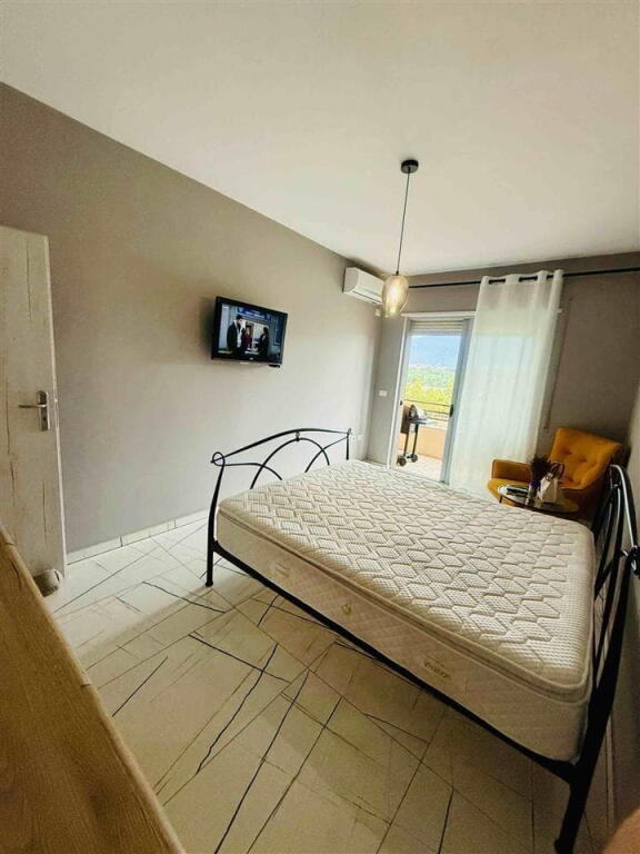 Apartament me qera 2+1+2 tek Liqeni i Thate (ID B2201323) Tirane​
