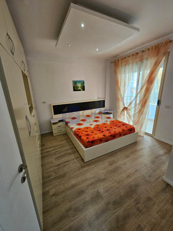 Vendesi appartamento 2+1 a Fresk.