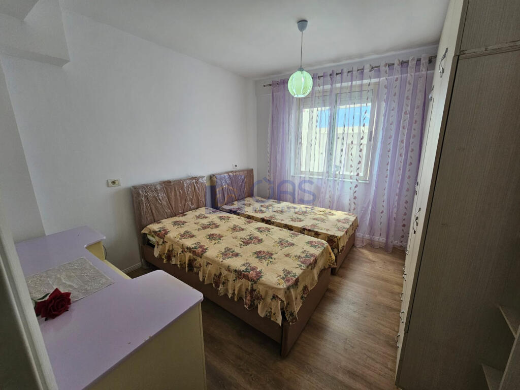Vendesi appartamento 2+1 a Fresk.