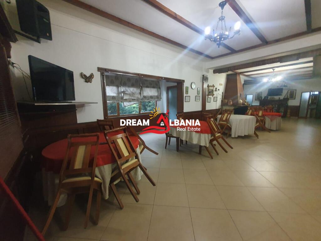 Jepet Restorant +Lavazh+Godine me Qera ne zonen e Yrshekut prane Top Channel, Tirane ( ID 4251245 )