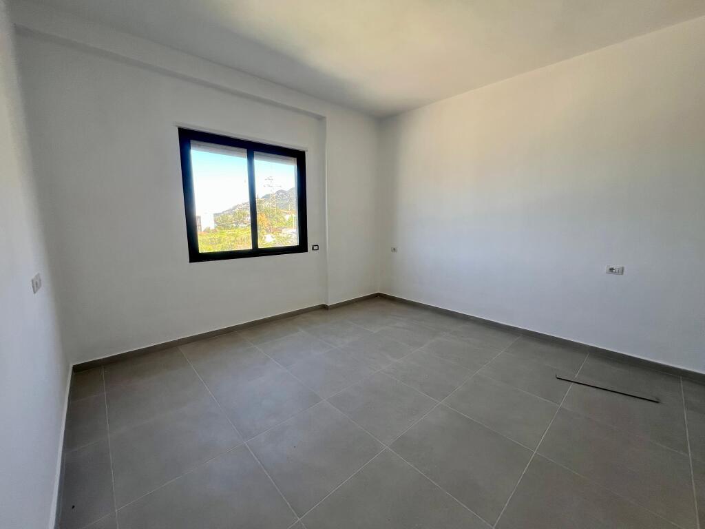 Apartament ne shitje ne Radhime