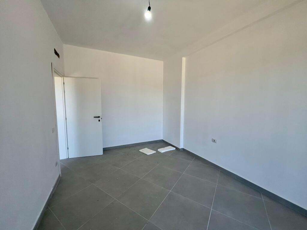 Apartament ne shitje ne Radhime