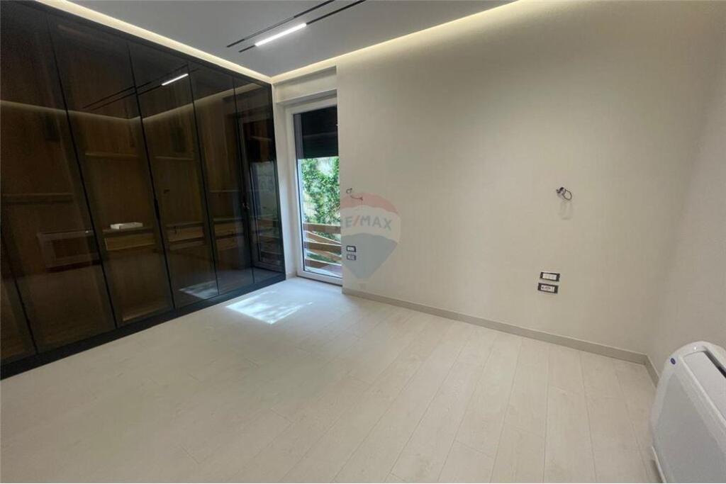Super villa in affitto, a 5 minuti dal centro commerciale Teg.
