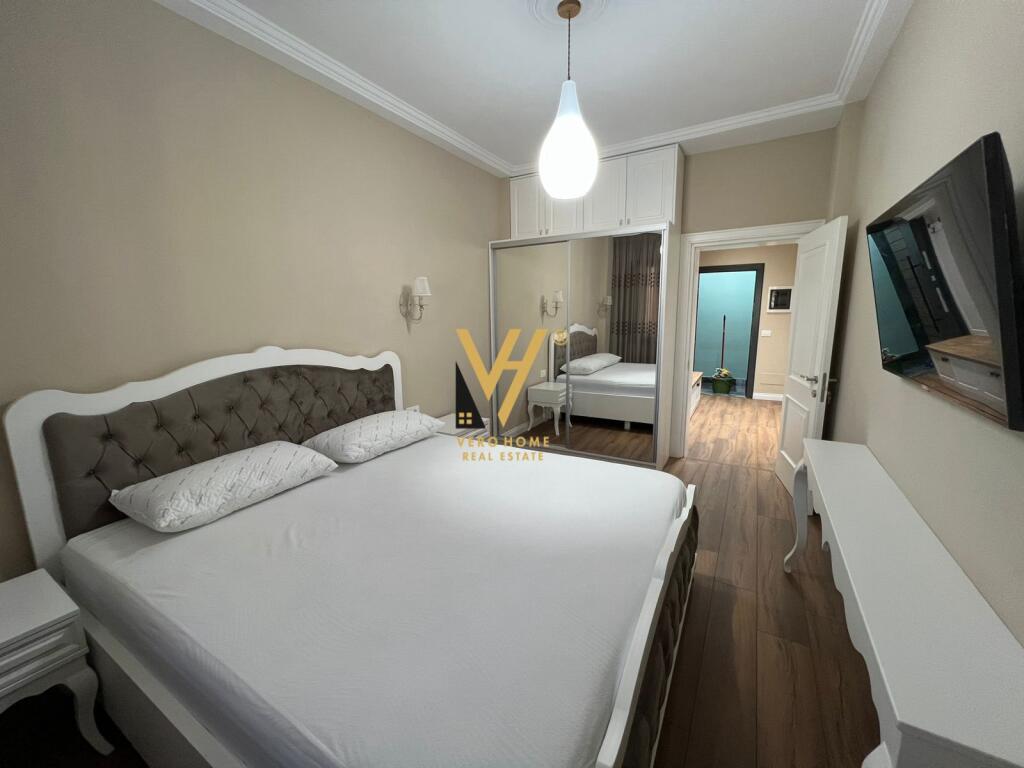 APARTAMENT 1+1+BLK ME QERA TE RRUGA E ELBASANIT