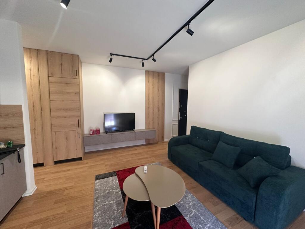 1+1 me post parkimi selite,500 euro