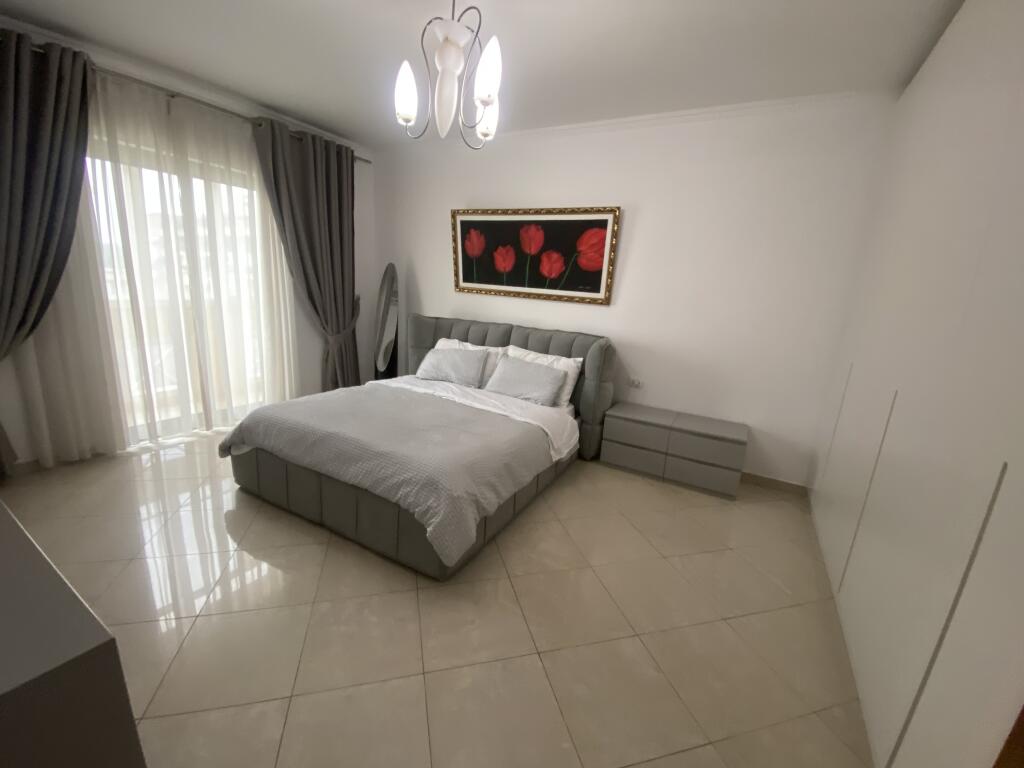 1+1, furnished, in the block, 900 euros