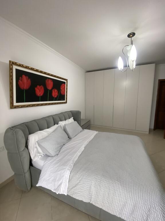 1+1, furnished, in the block, 900 euros