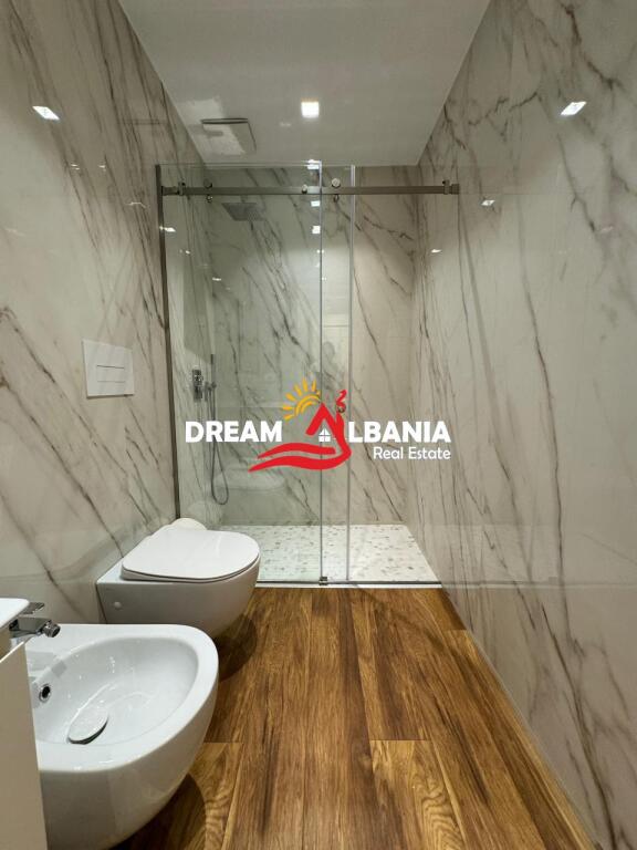 Luxury Apartment 3+1+2 wc for sale in Bllok, near Sky Tower in Tirana(ID 4131455)
