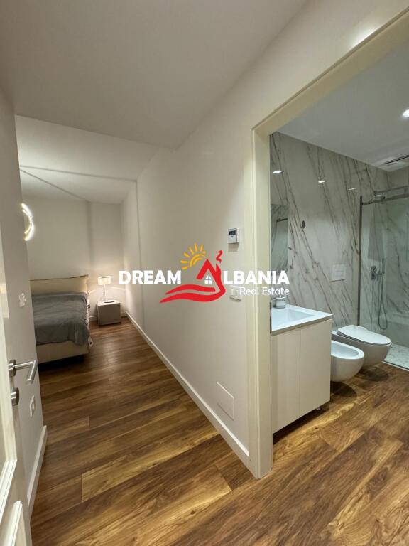 Luxury Apartment 3+1+2 wc for sale in Bllok, near Sky Tower in Tirana(ID 4131455)