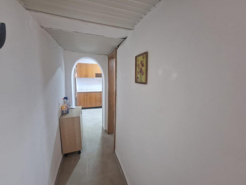 In affitto appartamento 3+1, vicino al Mozaik di Tirana