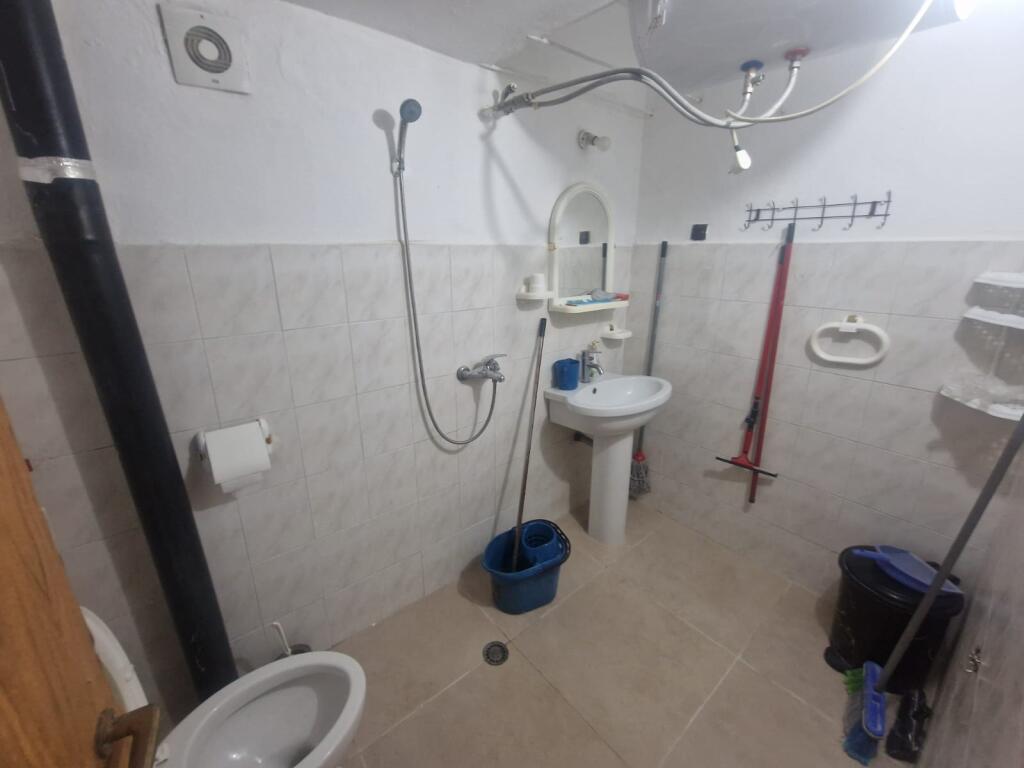In affitto appartamento 3+1, vicino al Mozaik di Tirana