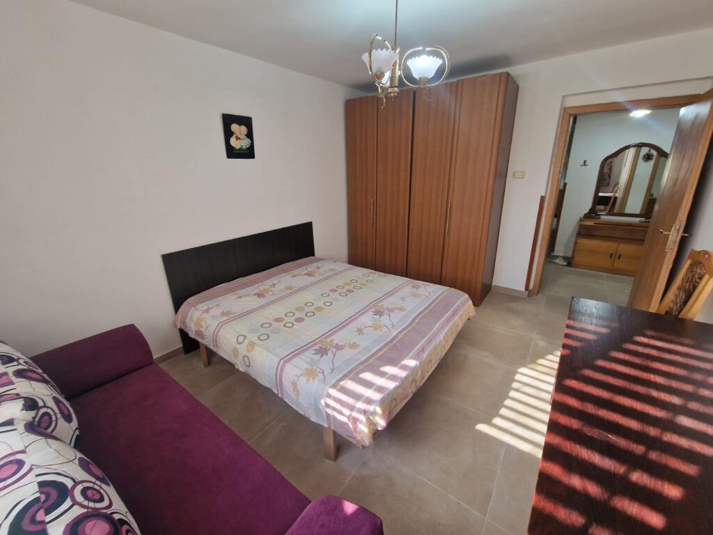 In affitto appartamento 3+1, vicino al Mozaik di Tirana