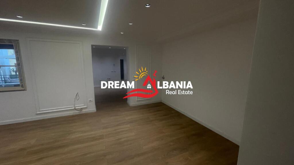 Business space for rent, near the Ballet School (ID 42611215)