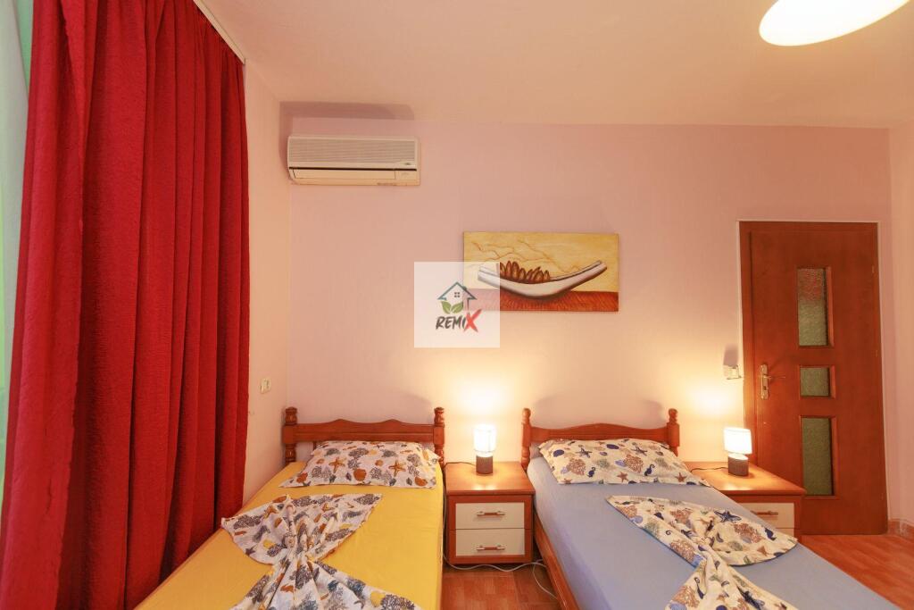 SUPER APARTMENT 3+1+2 FOR SALE WITH SEA VIEW IN GOLEMI BEACH