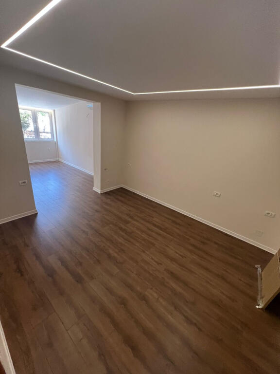 Office for rent in Bllok (ID BZ298) Tirana