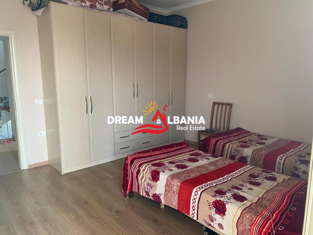 Vila me qera Mjull Bathore, përballë qendrës tregtare TEG, në Tiranë (ID 4251127)