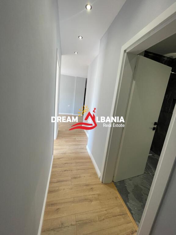 Appartamento 1+1 in vendita a 5 Maji, vicino alla scuola 'Tirana Jone' a Tirana (ID 41111085)
