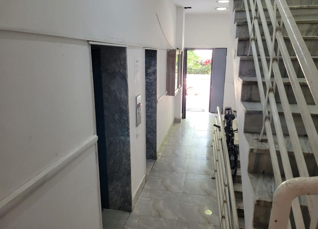 Occasione!! Spazio commerciale in vendita presso l'ex esposizione.