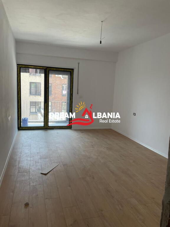 Appartamento 1+1 in vendita vicino alla Residenza Kodra e Diellit 2 (ID 41111093)