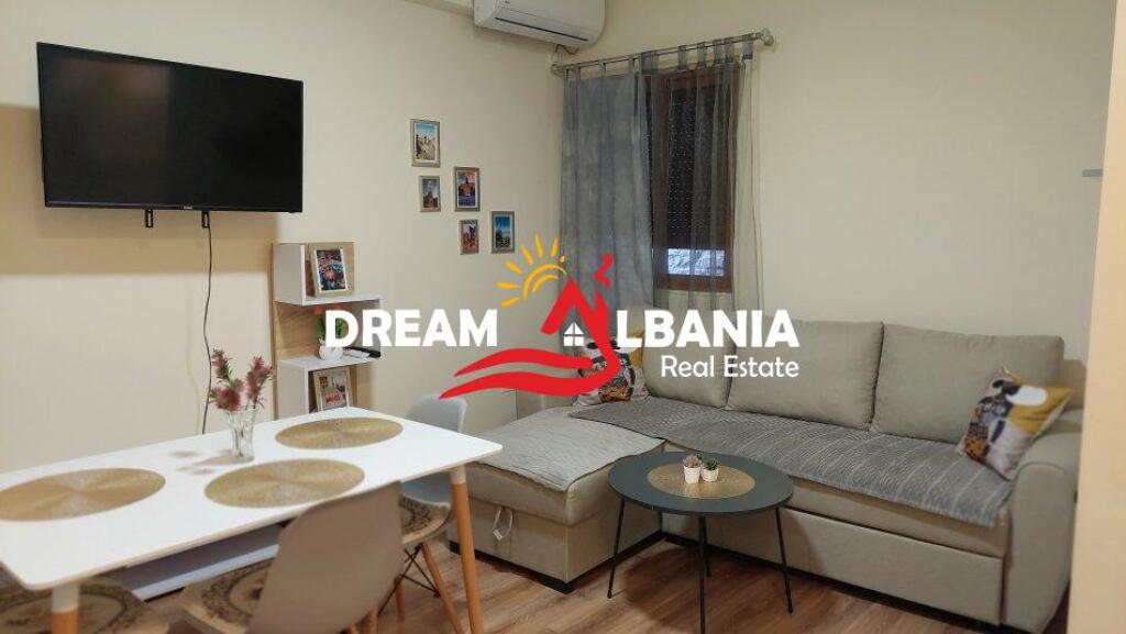 Appartamento 1+1 in affitto al primo piano di una casa privata a Myslym Shyri (ID 4241093)