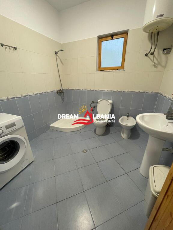 Villa a 3 piani in affitto a Mjull Bathore, vicino a TEG a Tirana (ID 4251399)