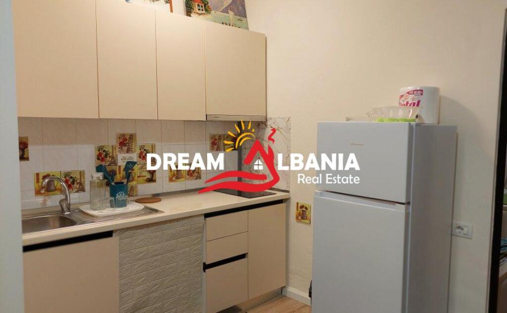 Appartamento 1+1 in affitto al primo piano di una casa privata a Myslym Shyri (ID 4241093)