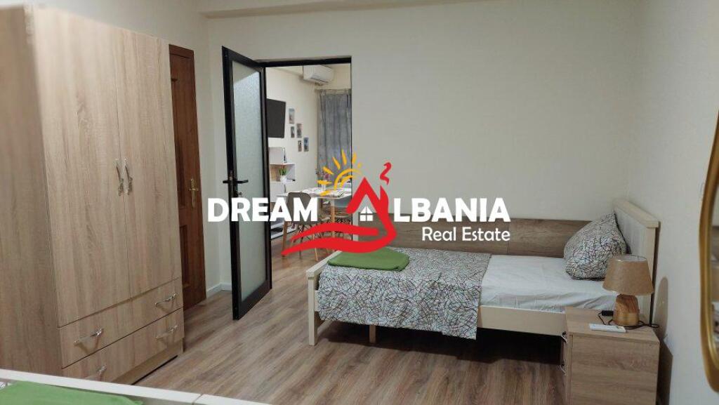 Appartamento 1+1 in affitto al primo piano di una casa privata a Myslym Shyri (ID 4241093)