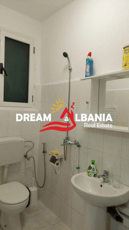 Appartamento 1+1 in affitto al primo piano di una casa privata a Myslym Shyri (ID 4241093)