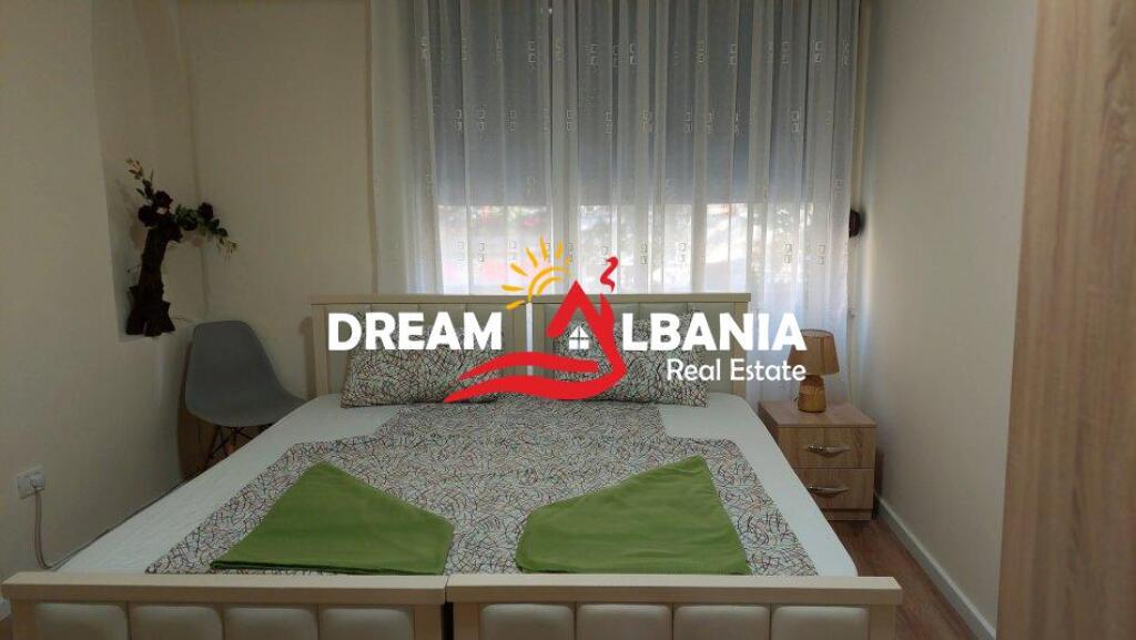 Appartamento 1+1 in affitto al primo piano di una casa privata a Myslym Shyri (ID 4241093)