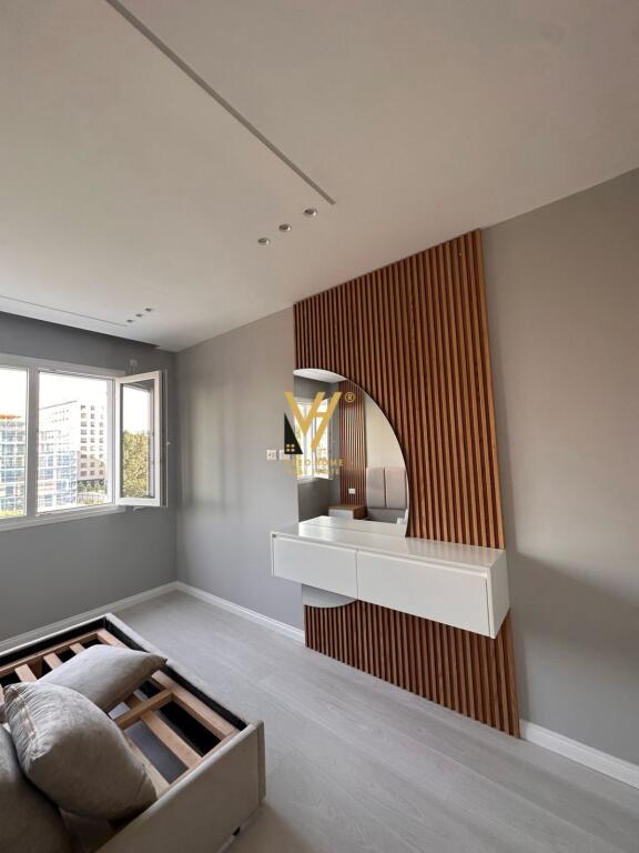 APARTAMENT 1+1+BLK ME QERA TE UNAZA E RE