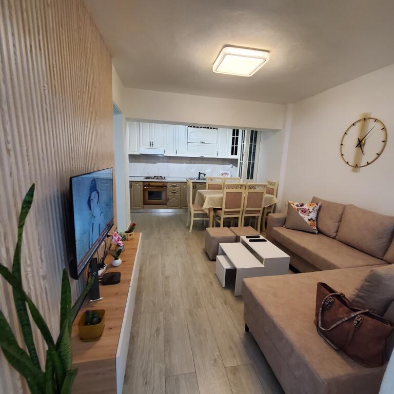 2+1 apartment for rent near Durres Street!