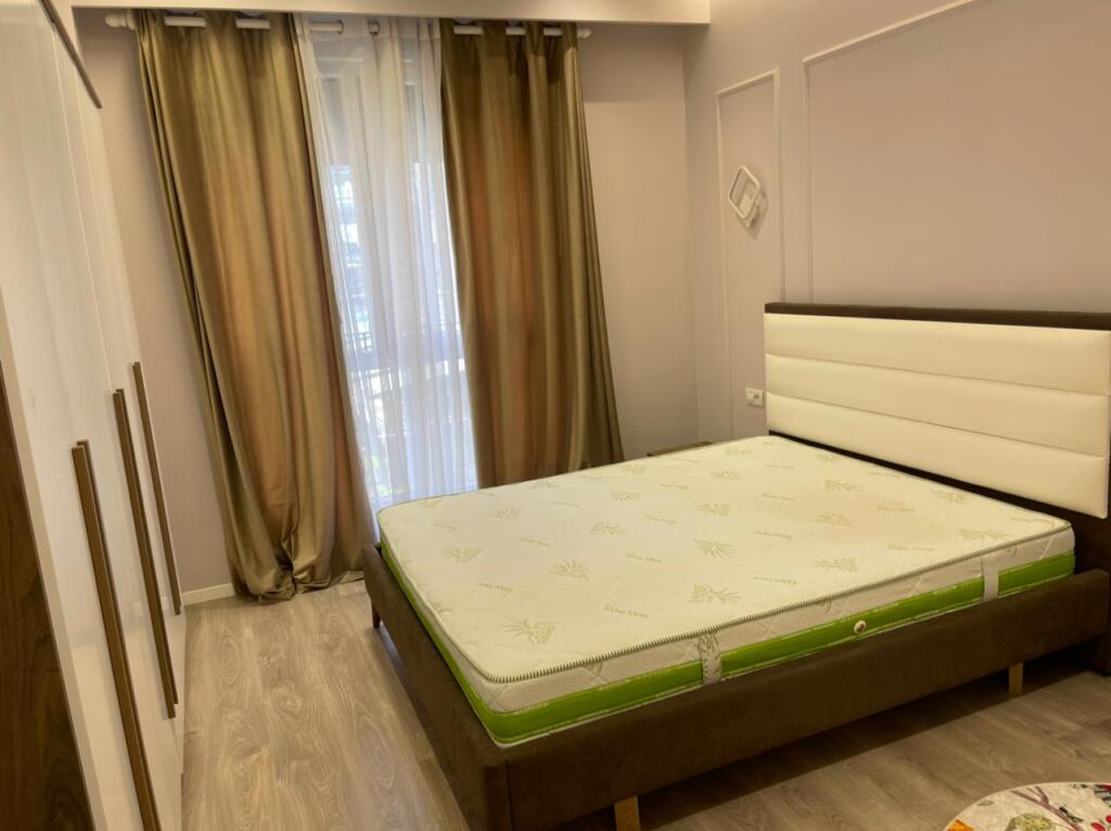 Apartament 2+1 me qira tek Fusha e Aviacionit