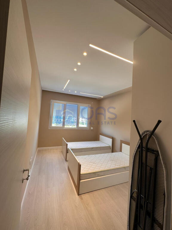 Apartament 2+1 për qira në Astir