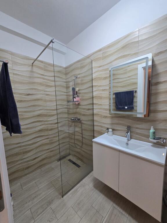 Apartament 2+1 me qira Grand Galeri