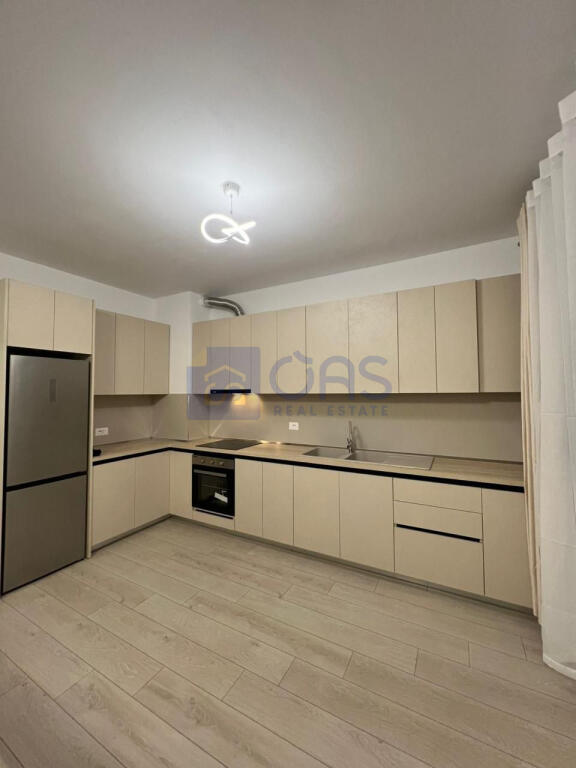 Apartament 2+1 për qira në Astir tek River Residenc