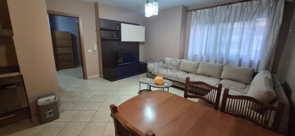 Jepet me qera apartament 2+1 te 21 Dhjetori.