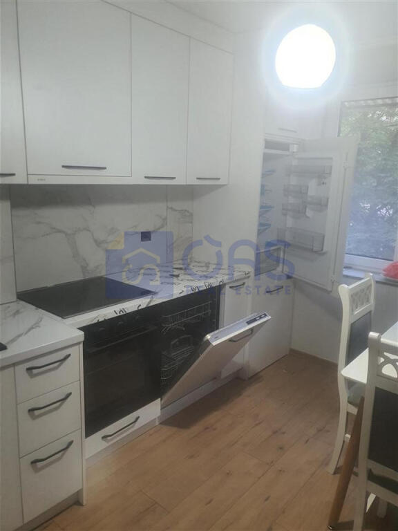 Apartament 1+1 për qira te Sheshi Willson
