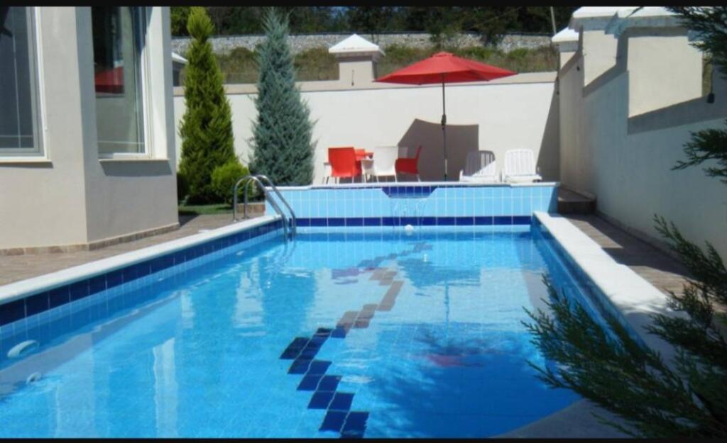 For sale villa near the Brigade Palace