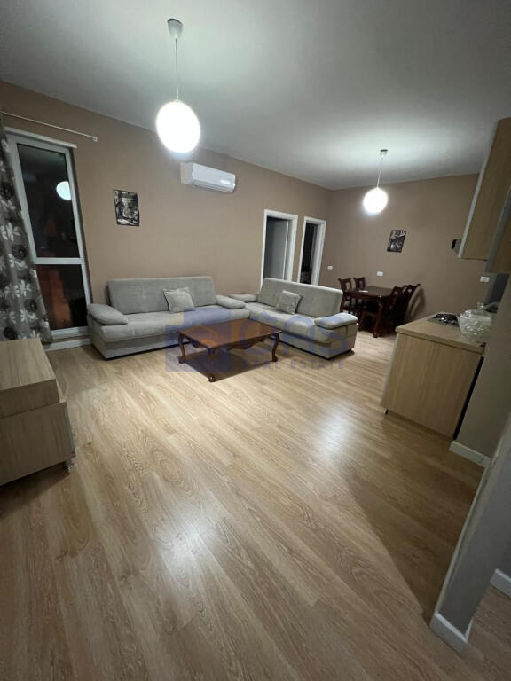 Apartament 1+1 për qira te Kopshti Zoologjik