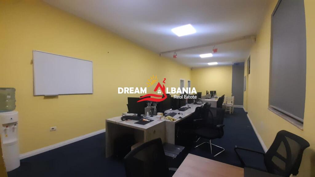 Ambient per zyra me qera ne Bllok prane Piceri Era (ID 4261843)