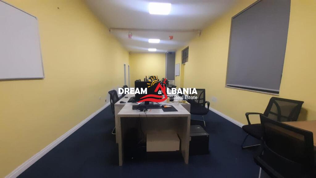 Ambient per zyra me qera ne Bllok prane Piceri Era (ID 4261843)