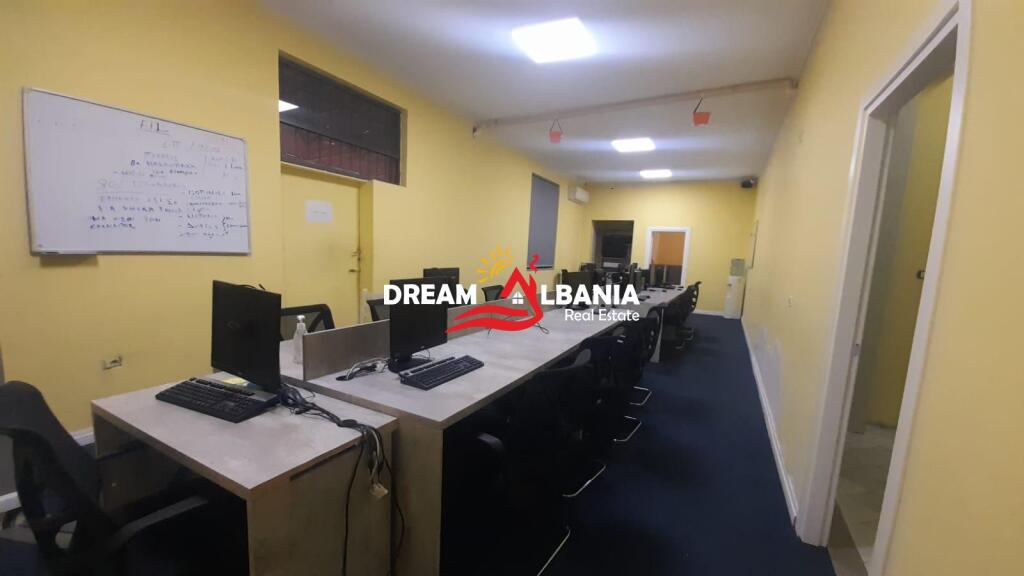 Ambient per zyra me qera ne Bllok prane Piceri Era (ID 4261843)