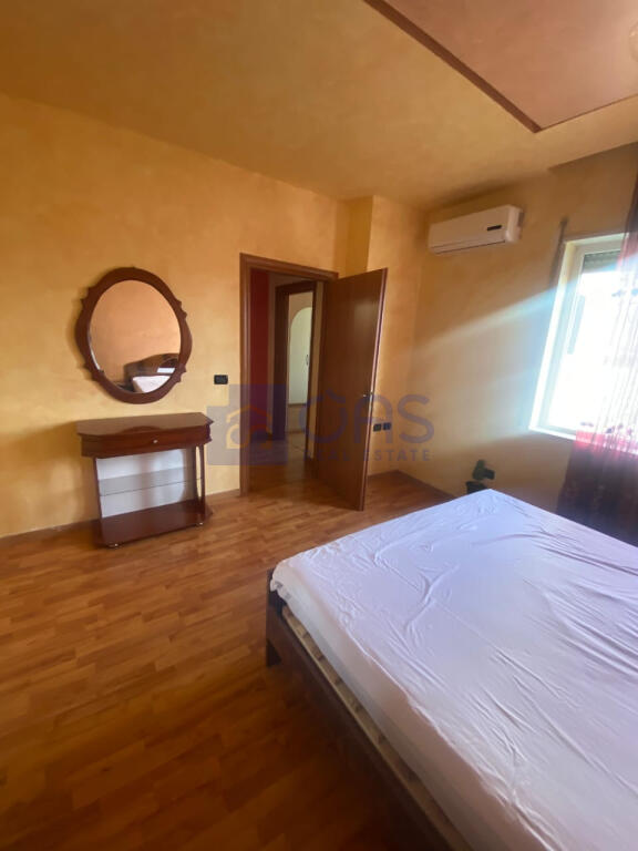 Apartament 3+1 për qira në Brryl
