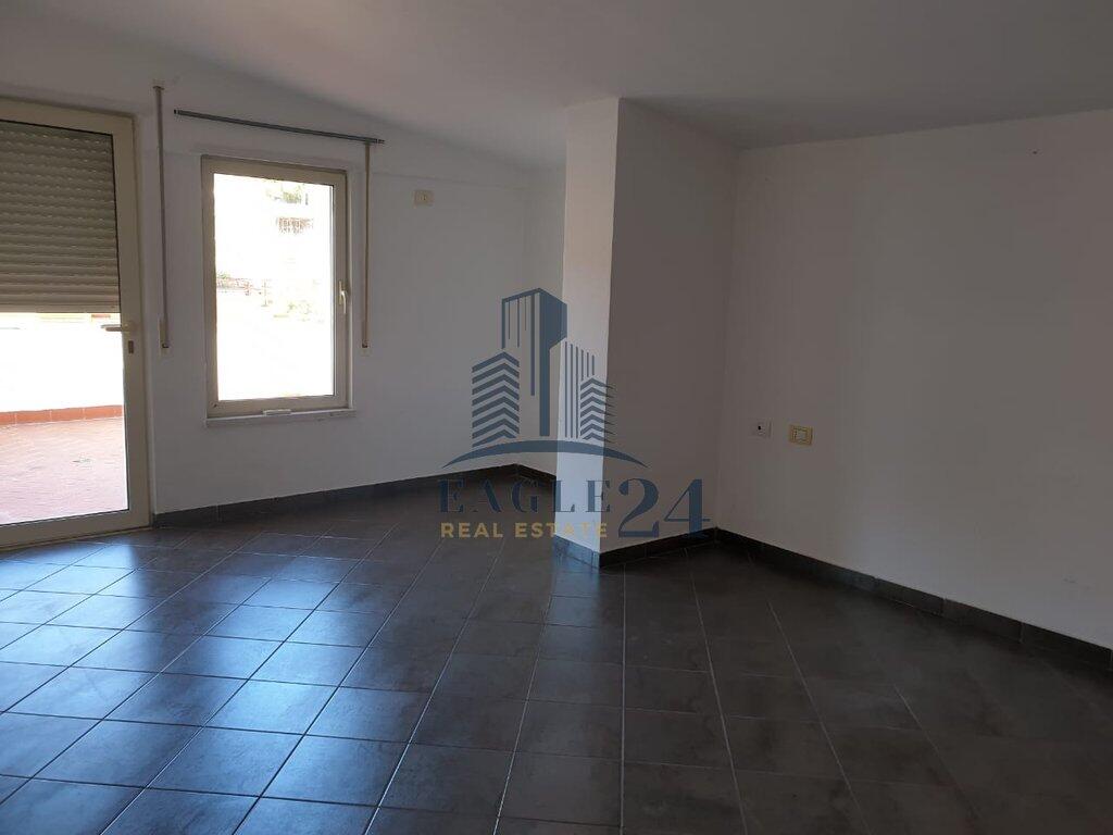 Apartment for rent by the Dry Lake!