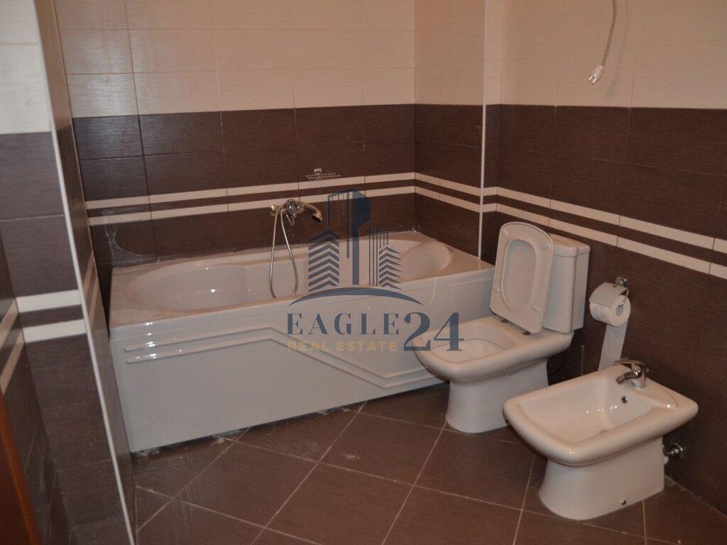Apartment for rent by the Dry Lake!