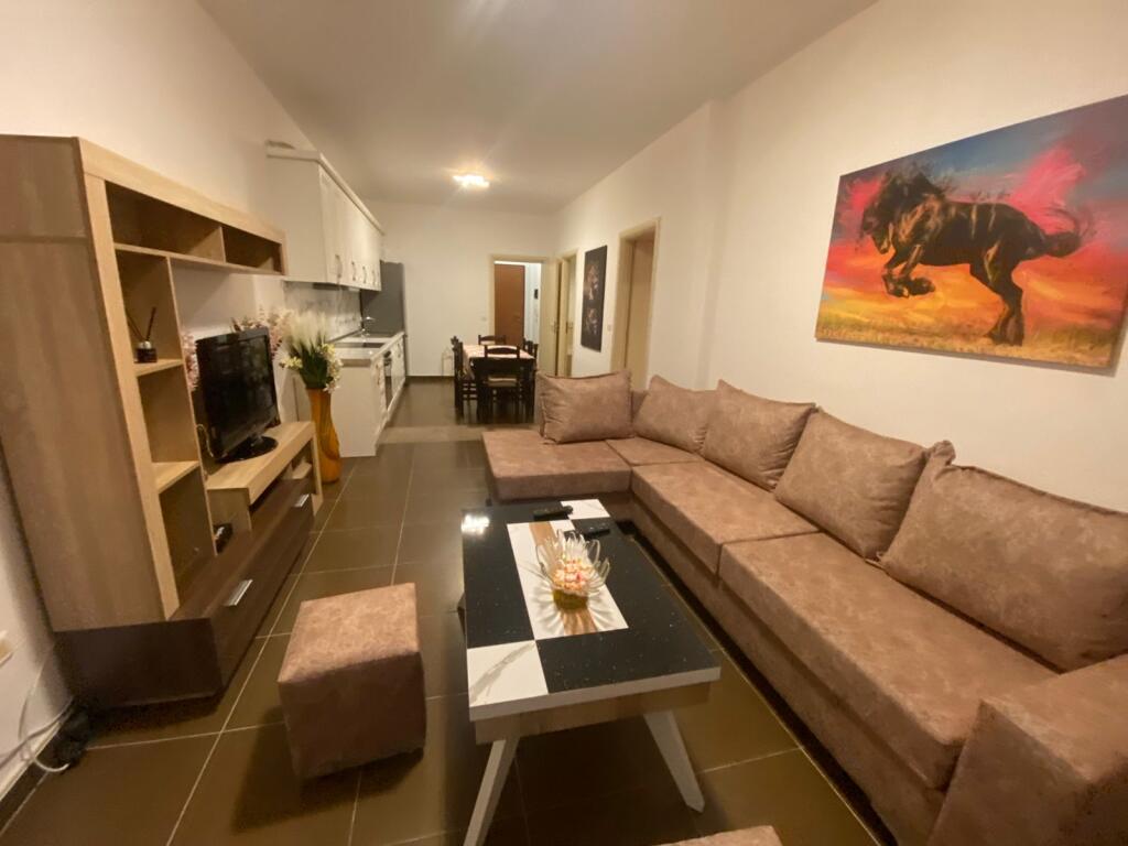 2+1, arredato, via peti, Lago Secco