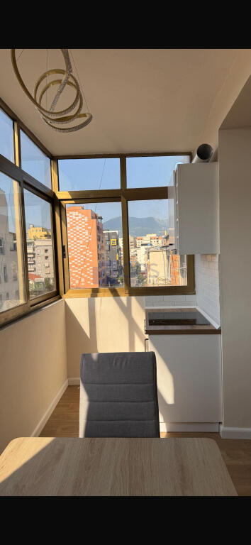 Apartament 2+1 për qira te 21 Dhjetori